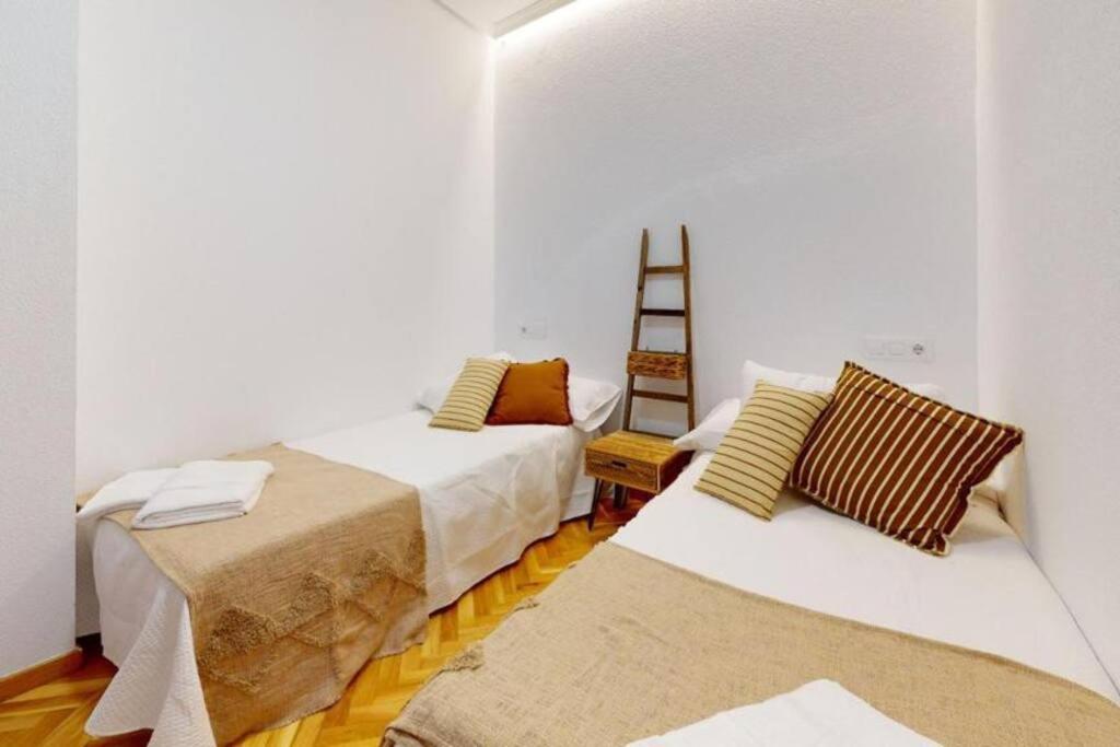 Apartamento Casa Nino Alcalá de Henares Exterior foto